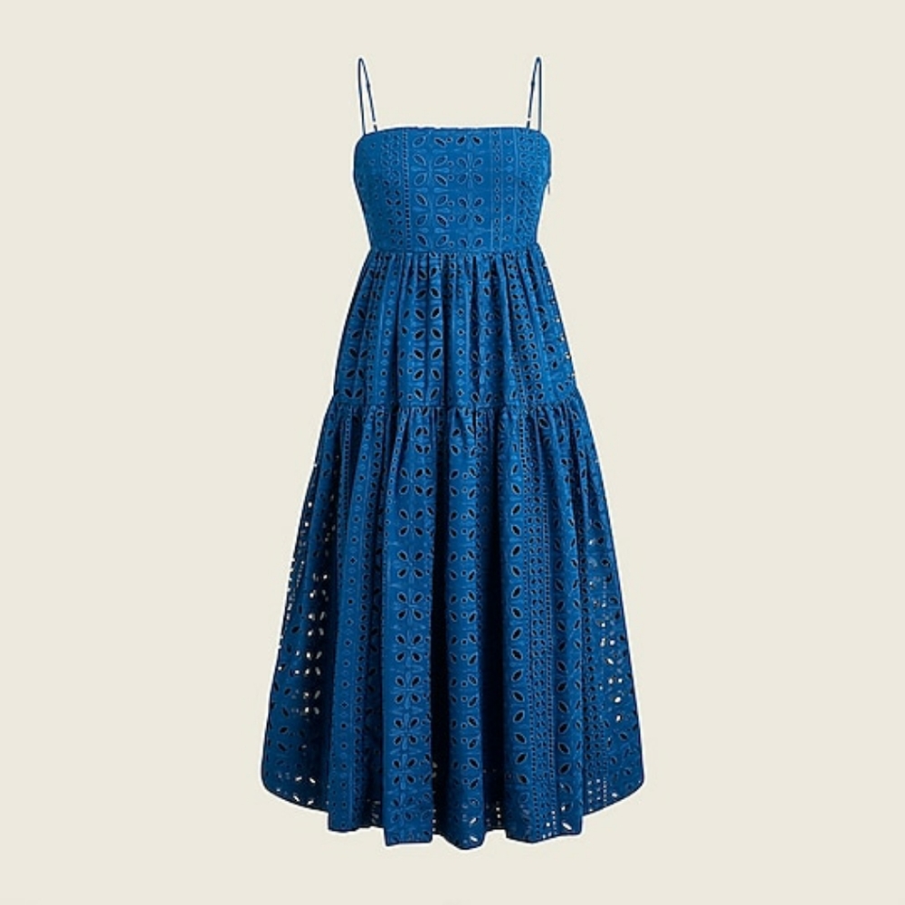 NWT Tie-back tiered dress in eyelet